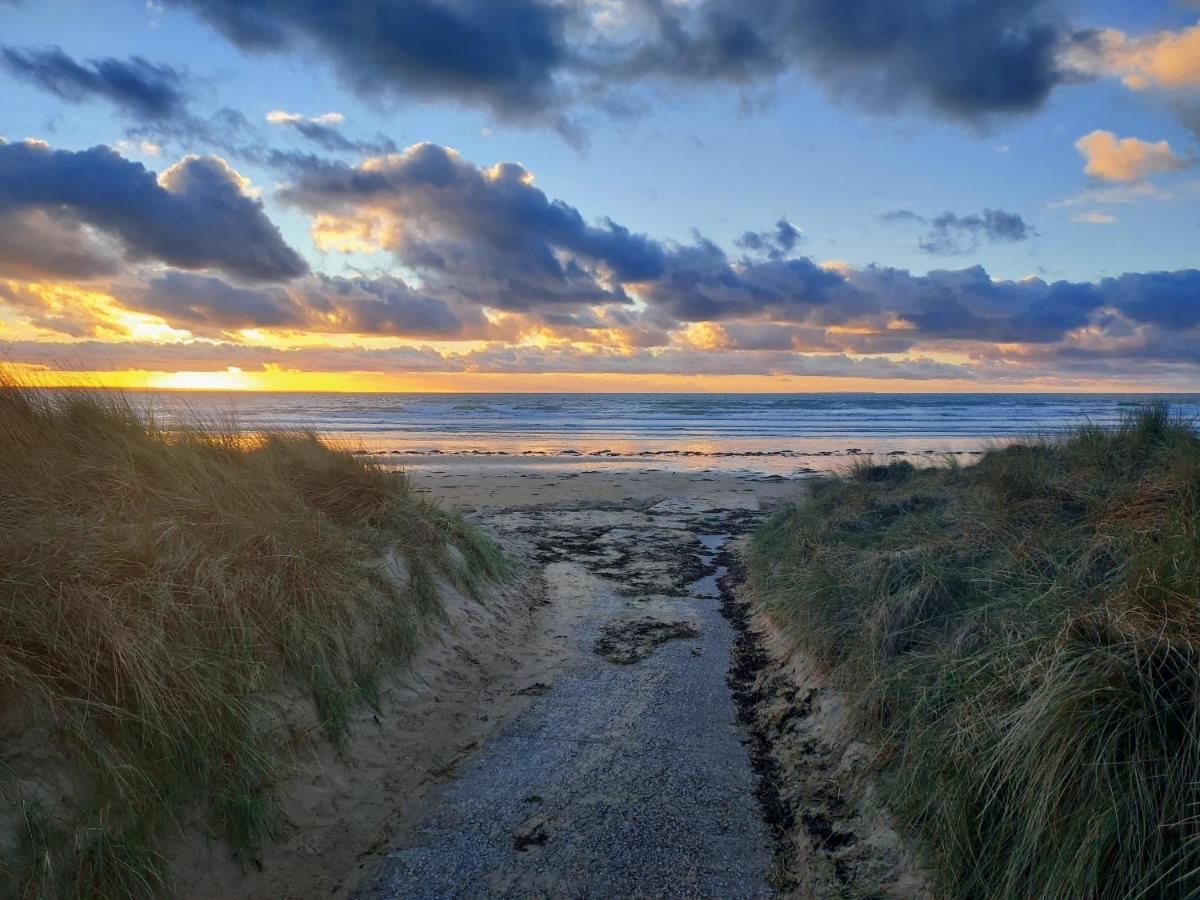 Chez Marie Et Philippe - 1Km De La Plage Les Moitiers-d'Allonne Exteriör bild