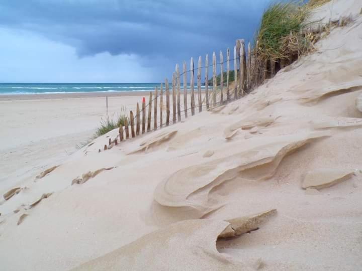 Chez Marie Et Philippe - 1Km De La Plage Les Moitiers-d'Allonne Exteriör bild